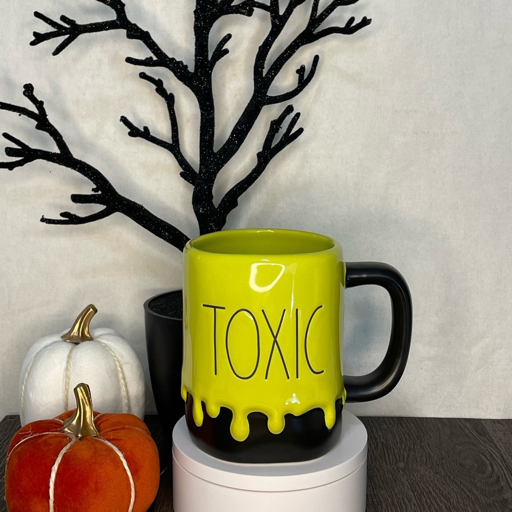 Rae Dunn toxic slime mug